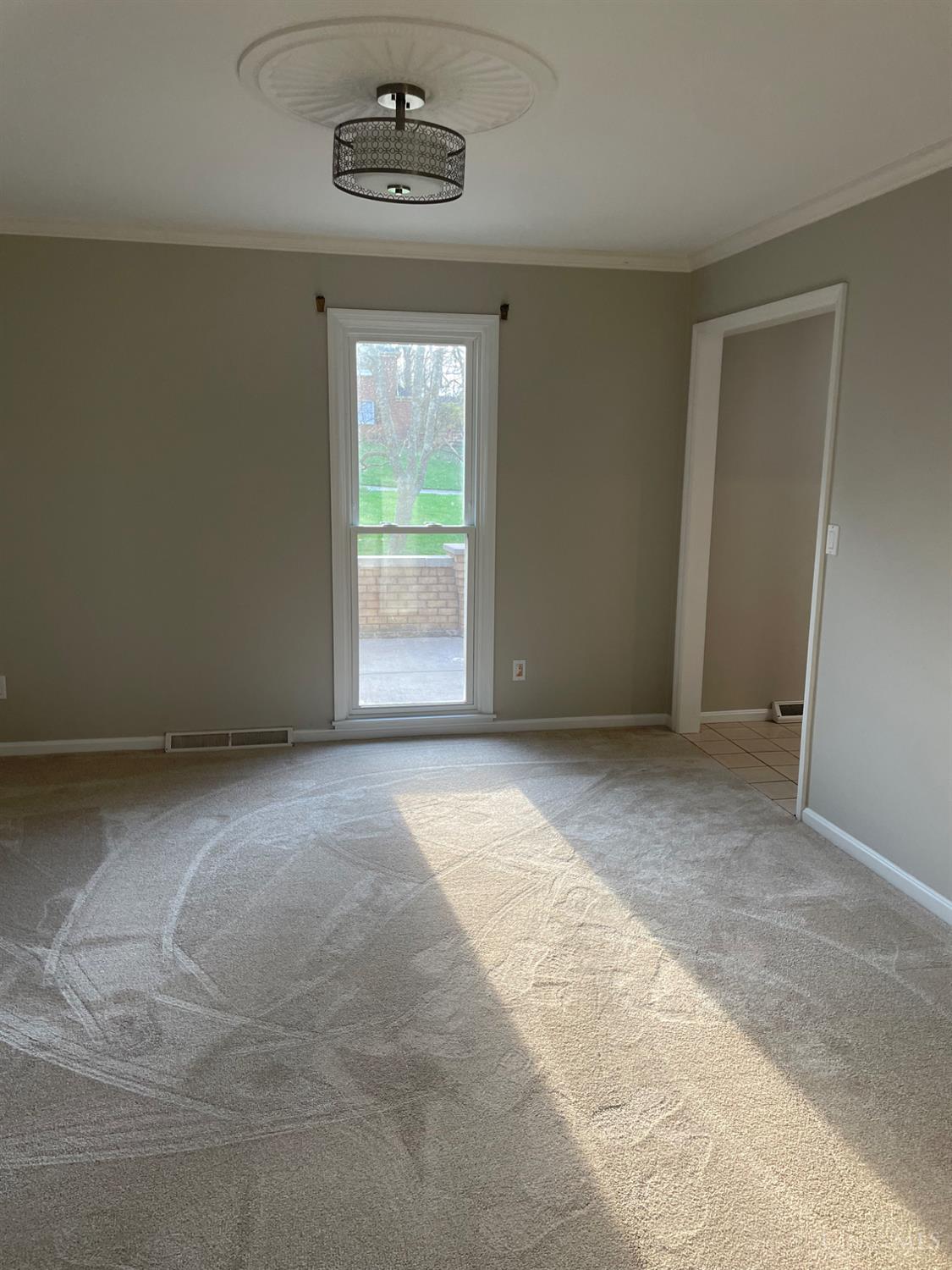 2241 Spinningwheel Lane