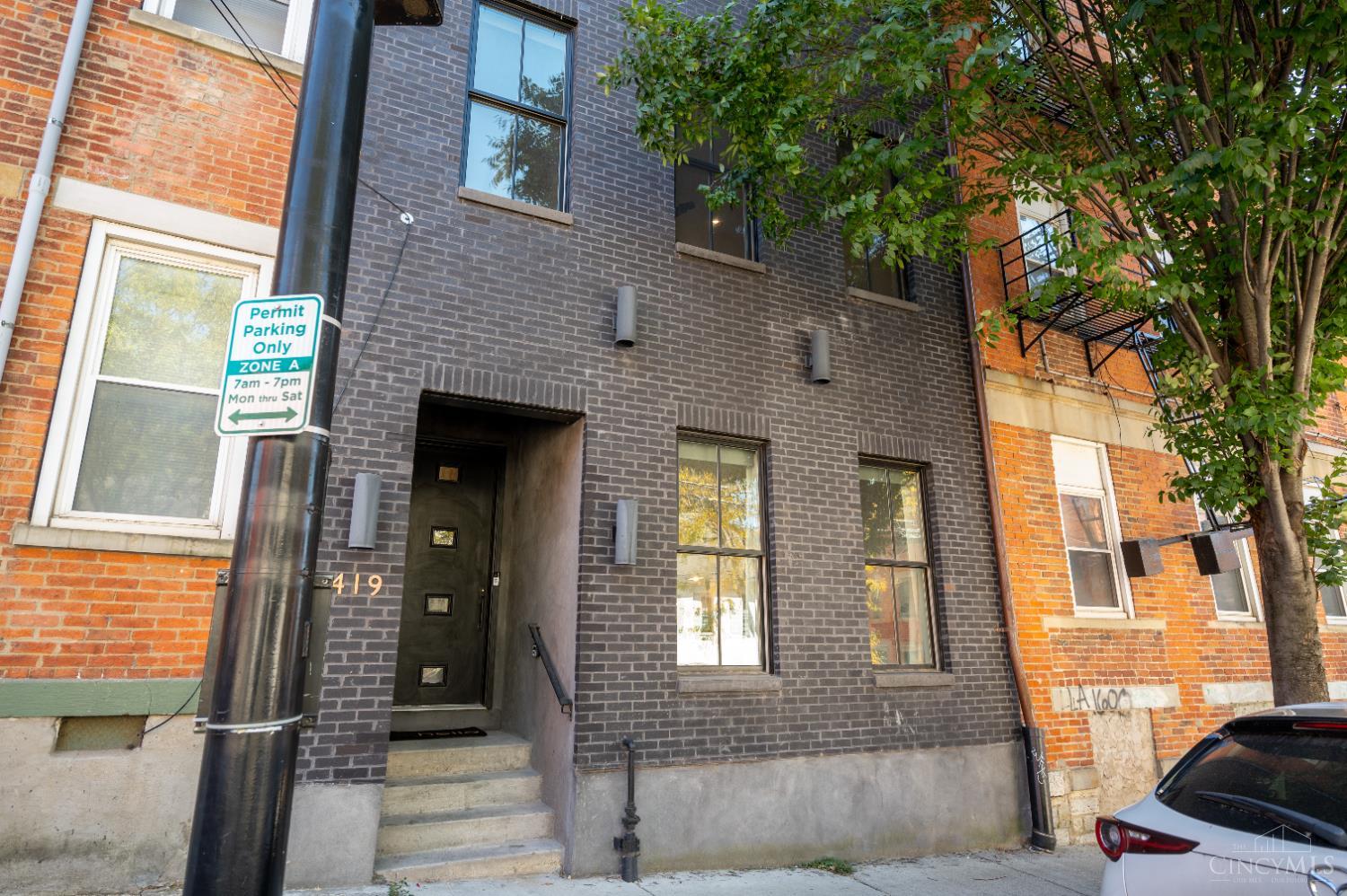 419 E Thirteenth Street