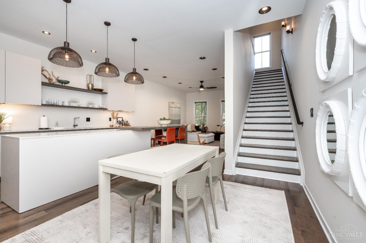 419 E Thirteenth Street