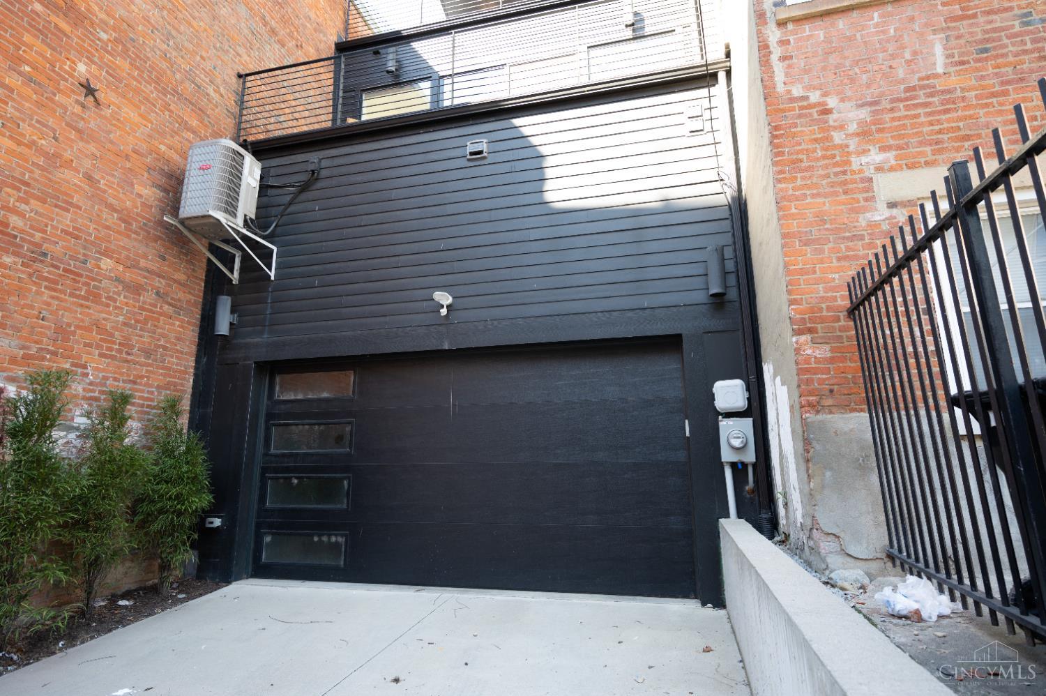 419 E Thirteenth Street
