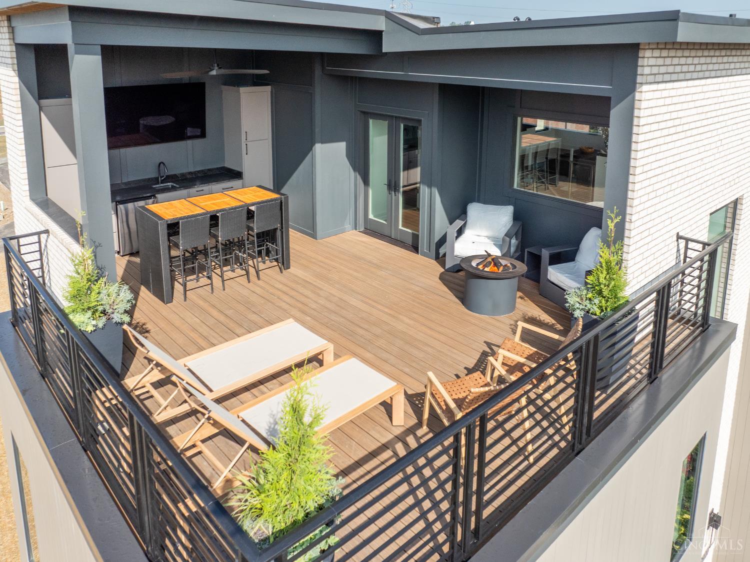 2920 Three Oaks Lane Lt 25