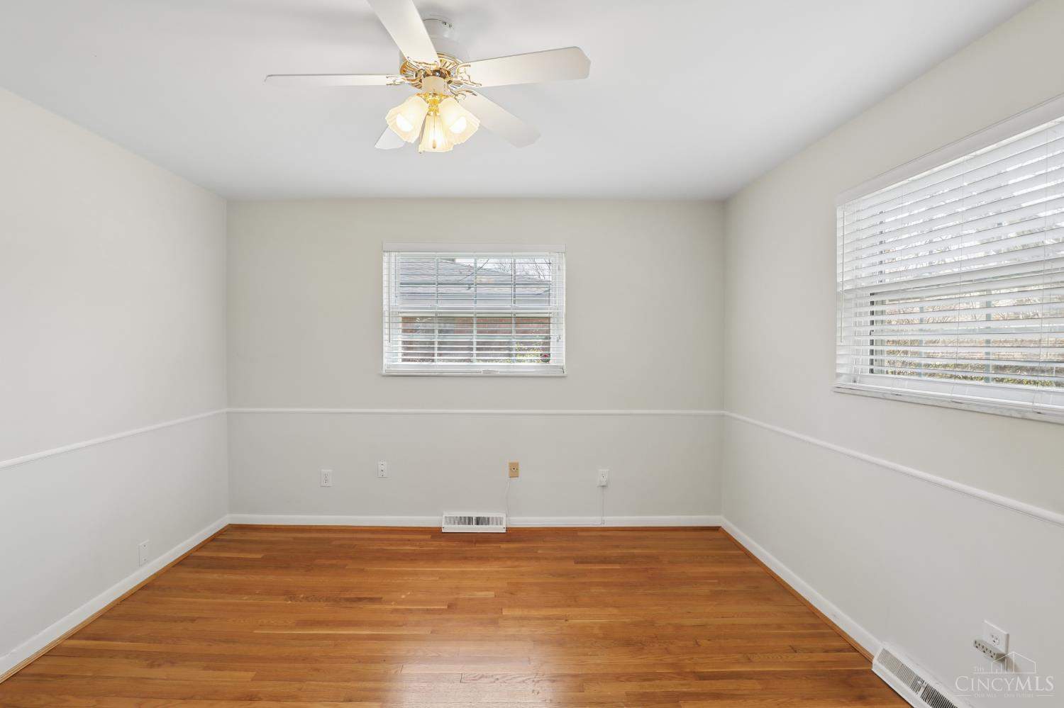 4673 Happiness Way