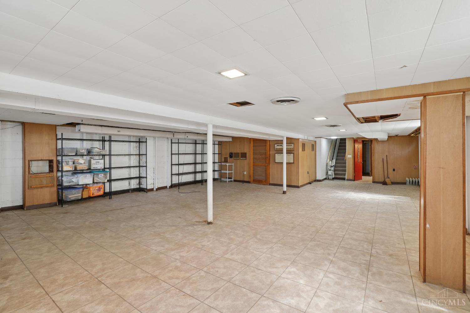 4673 Happiness Way