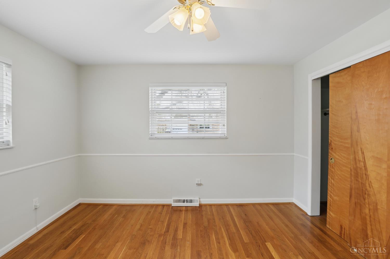 4673 Happiness Way