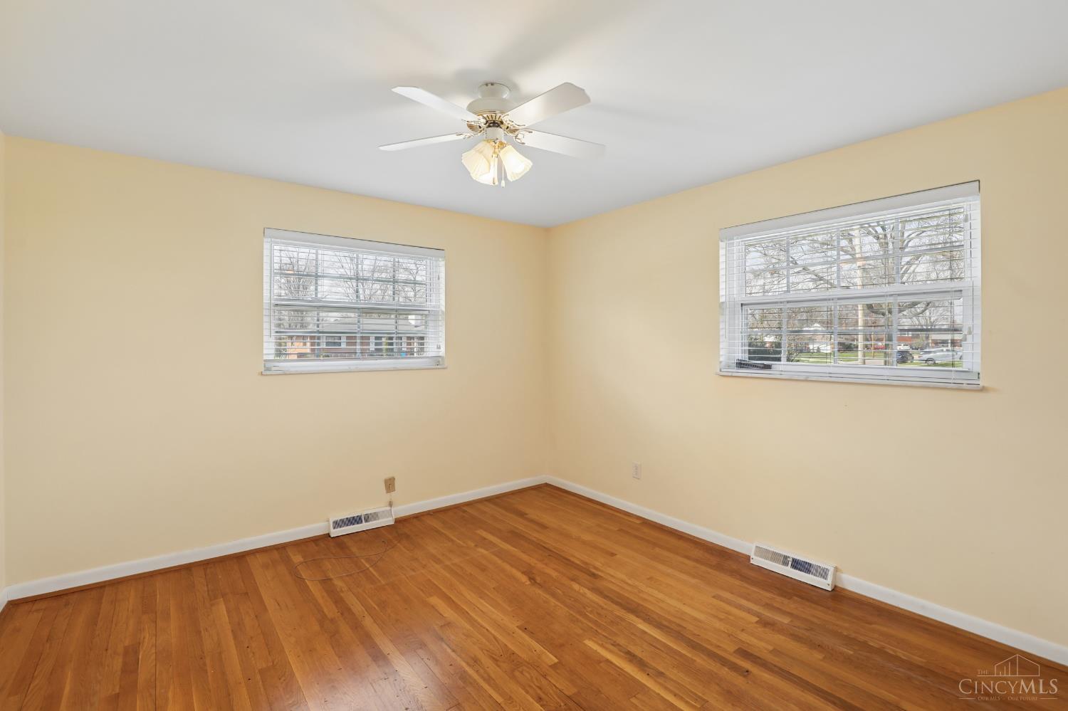 4673 Happiness Way