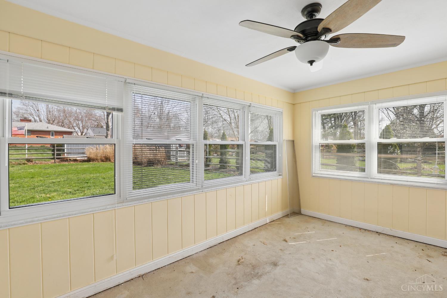 4673 Happiness Way