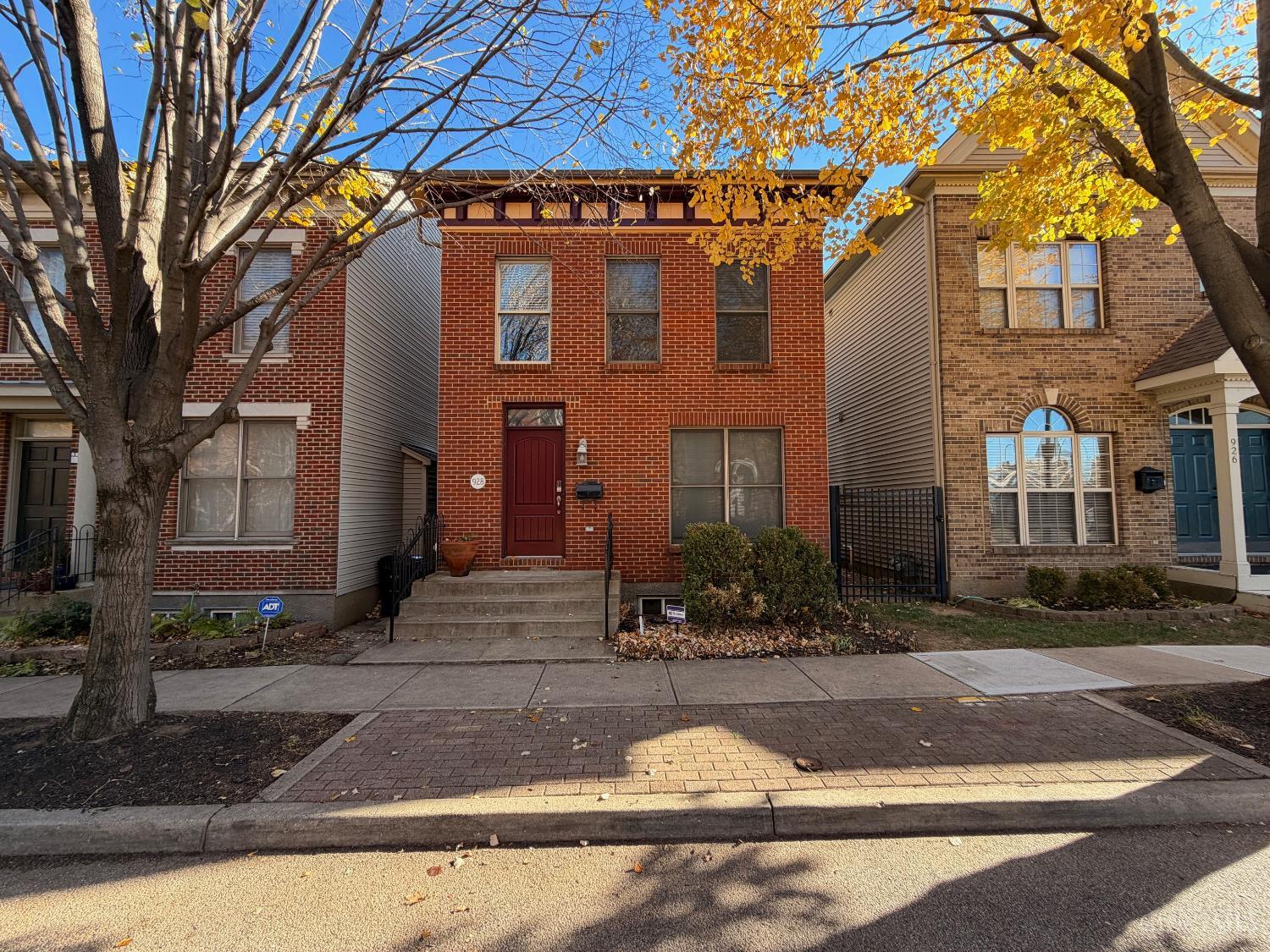 928 Mound Street