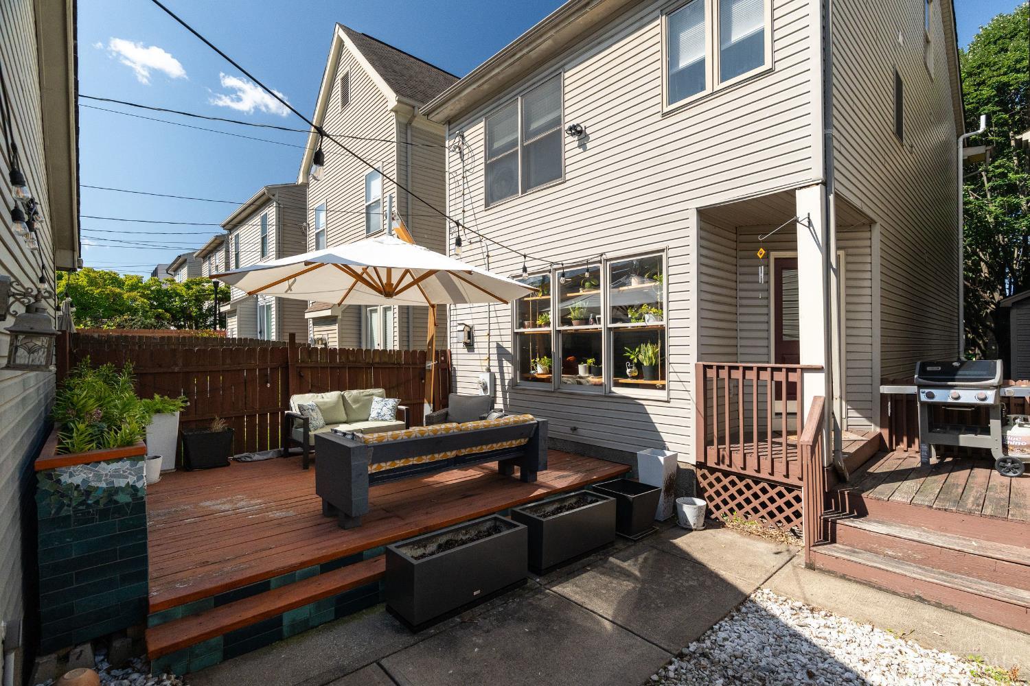 928 Mound Street