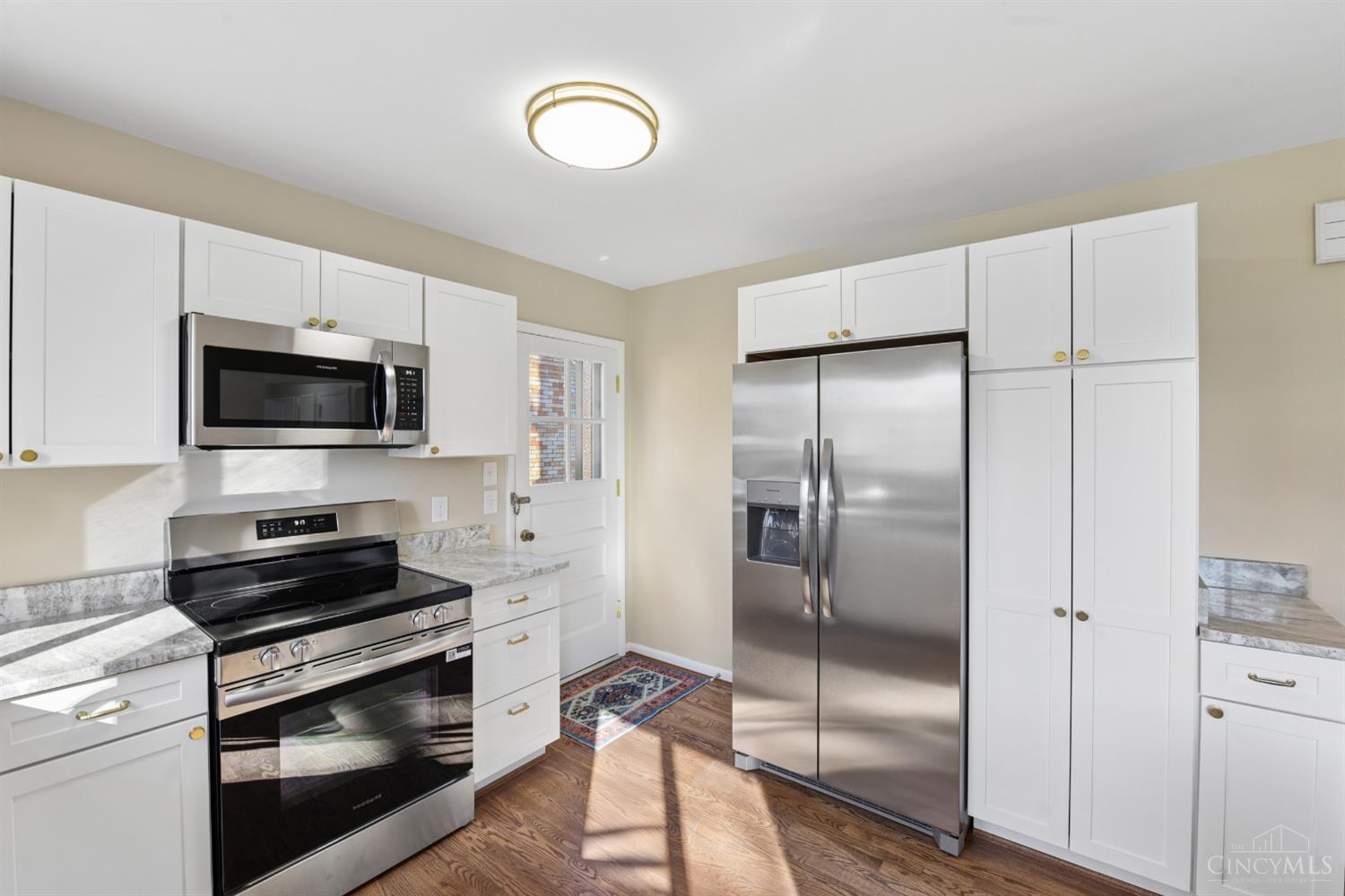 3307 Glenmont Lane