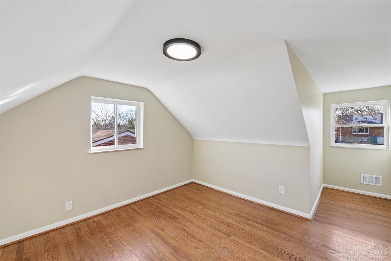 3307 Glenmont Lane