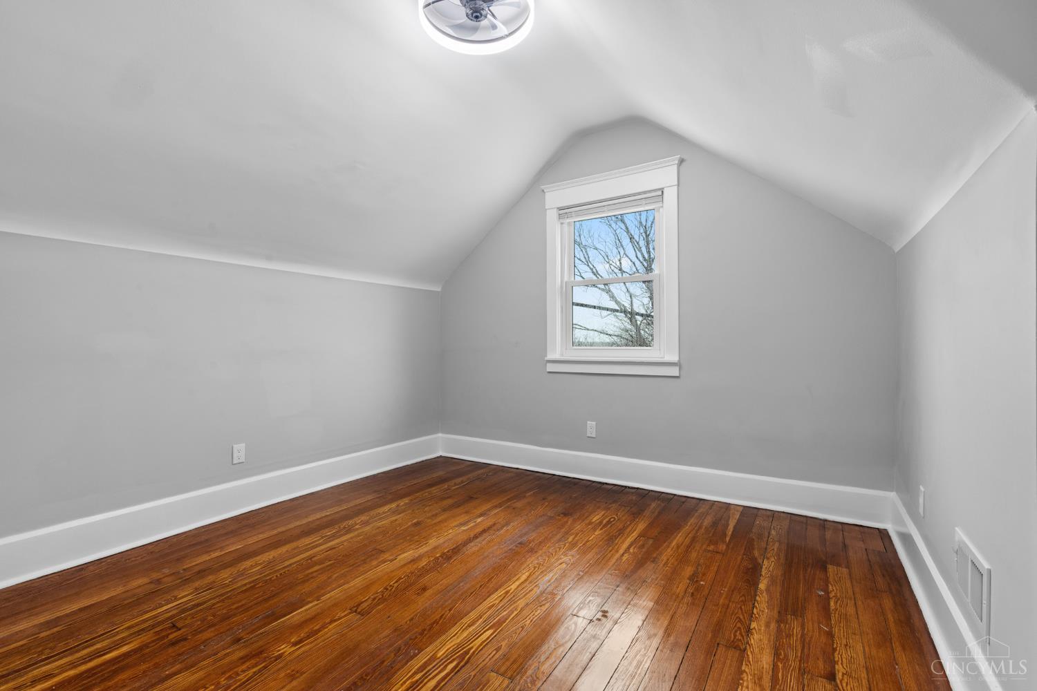 860 Buena Vista Place