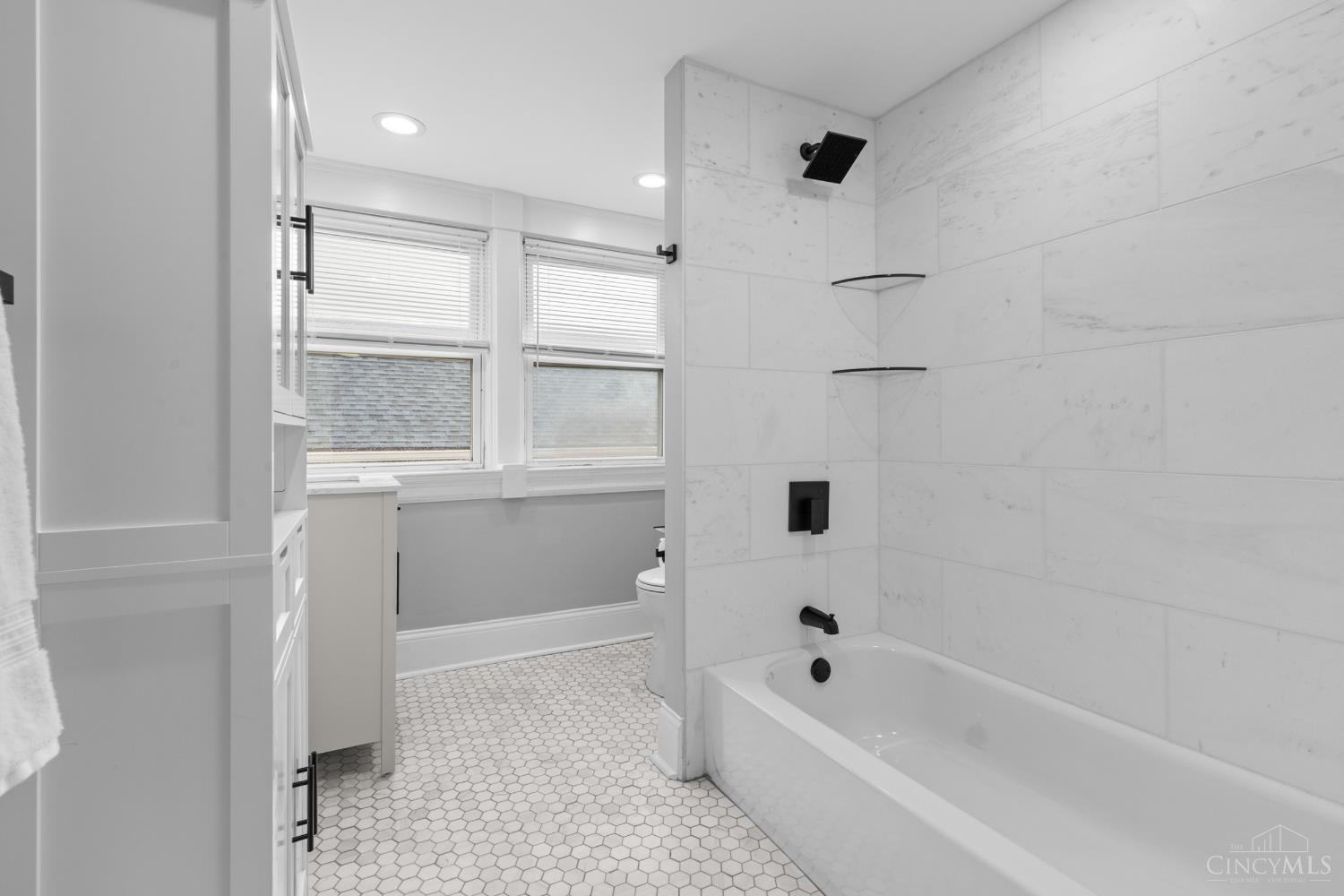 860 Buena Vista Place
