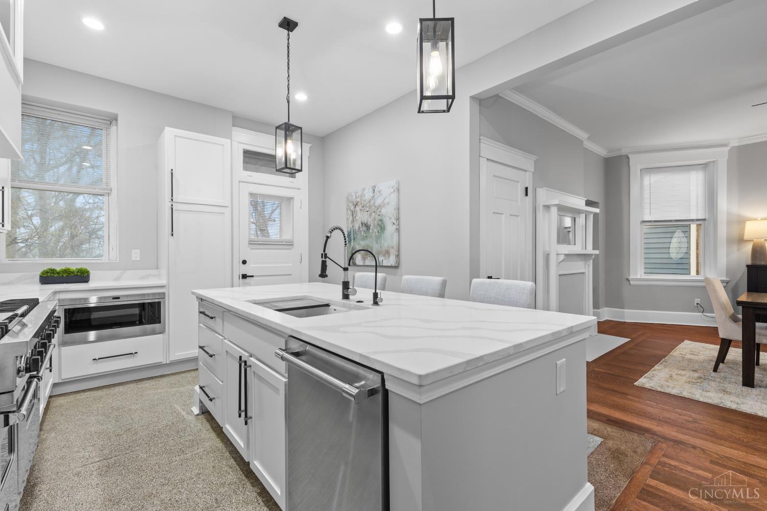860 Buena Vista Place
