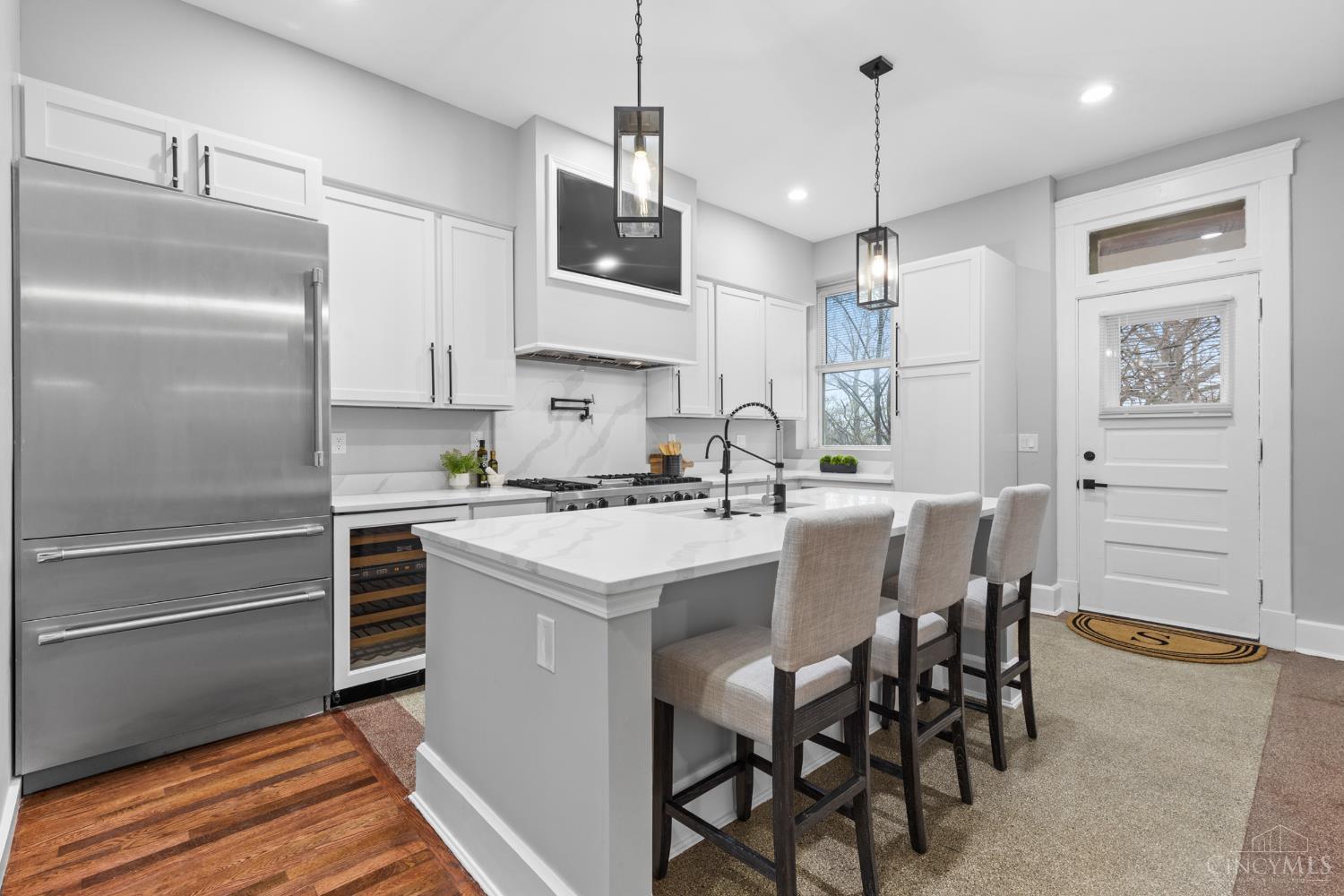 860 Buena Vista Place