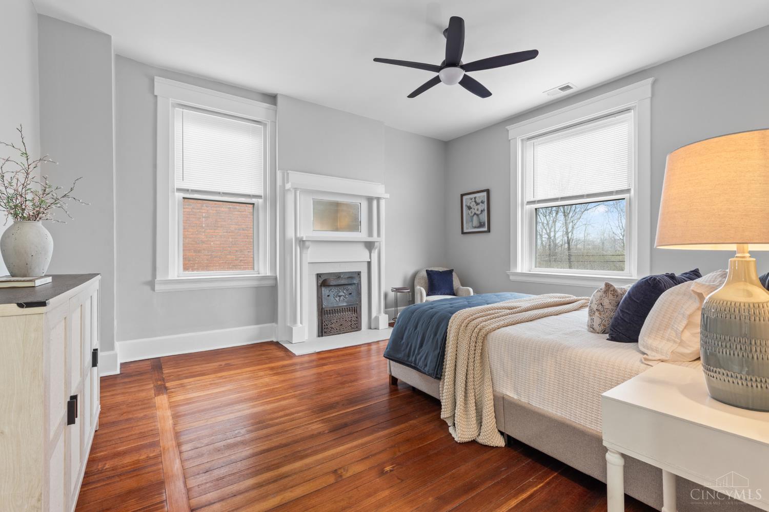 860 Buena Vista Place