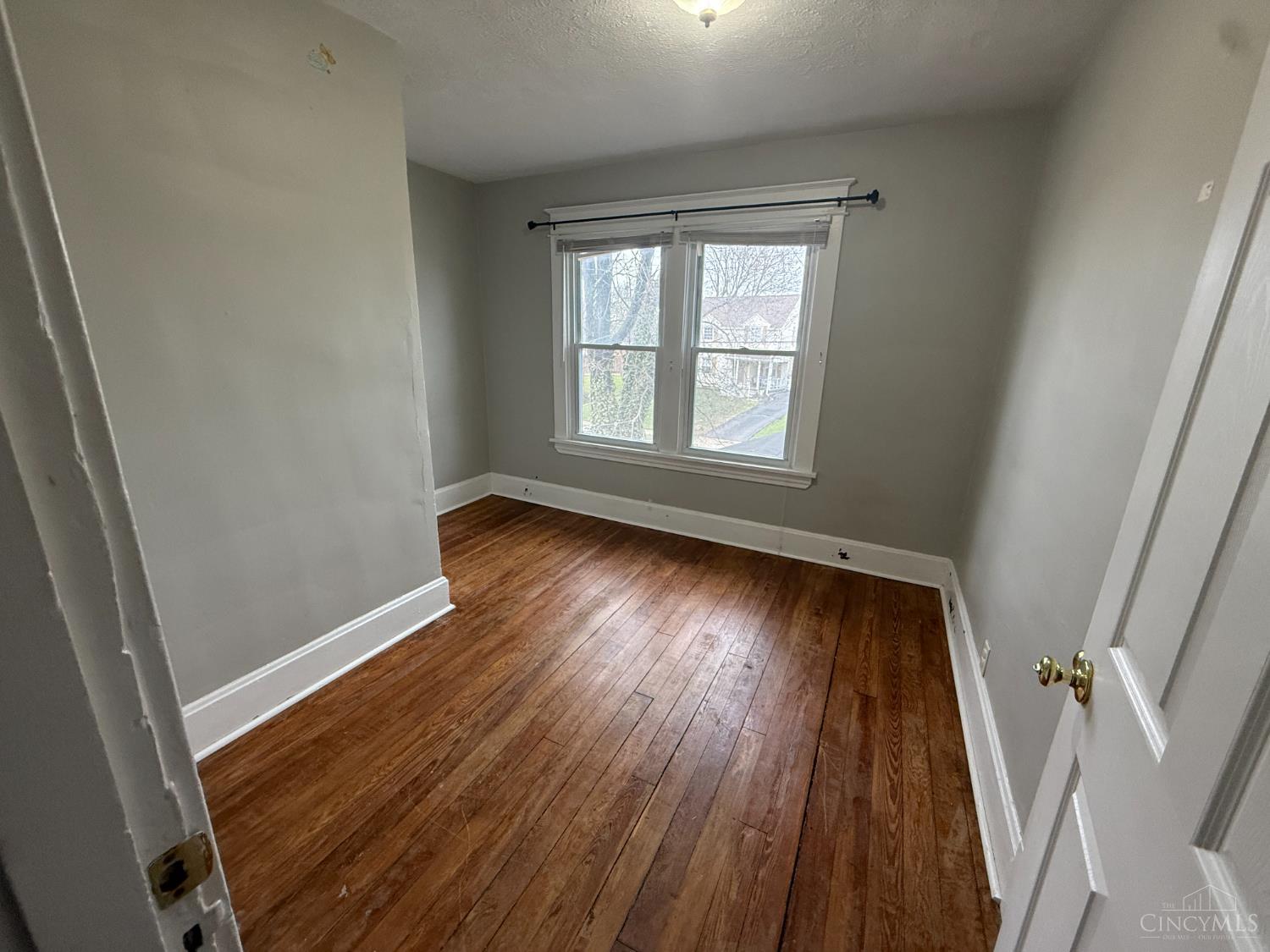 2312 S Sutphin Street