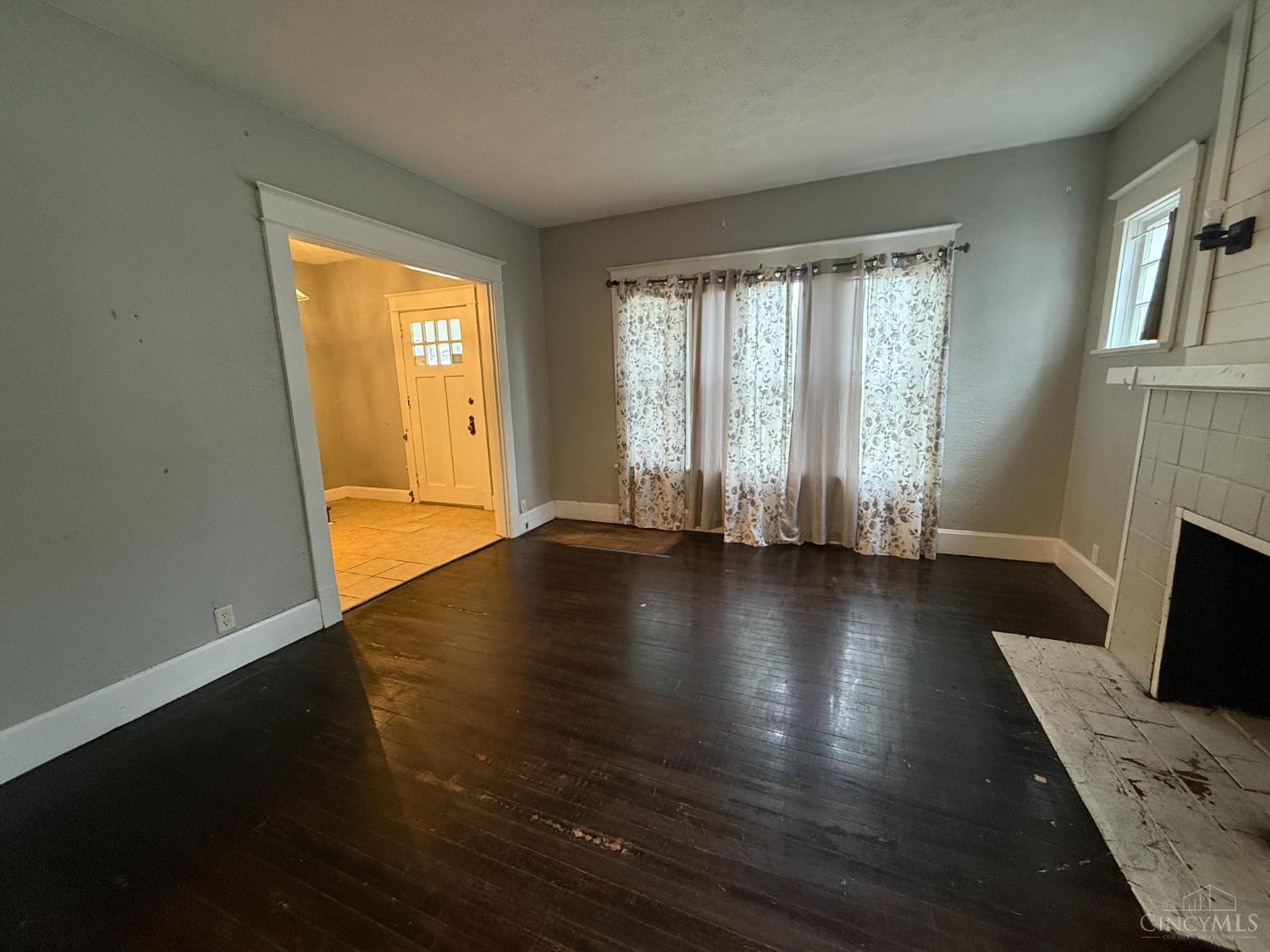 2312 S Sutphin Street