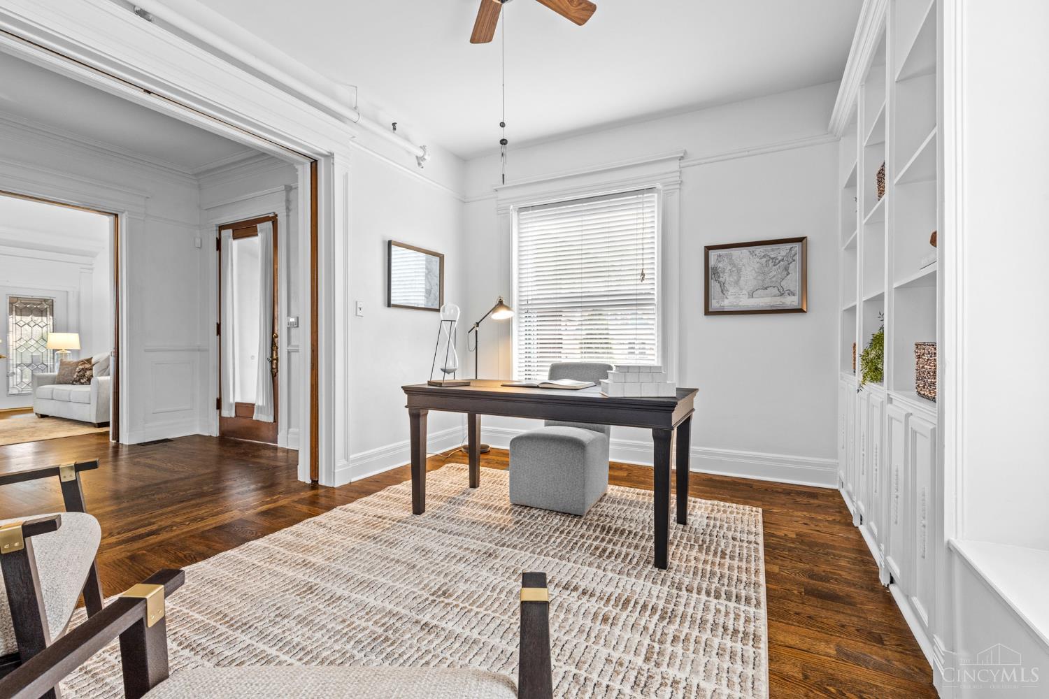 2100 St James Avenue