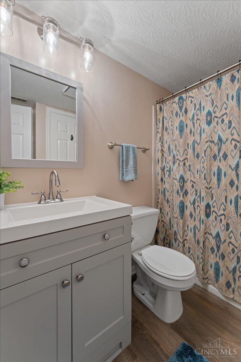4220 Endeavor Drive 302
