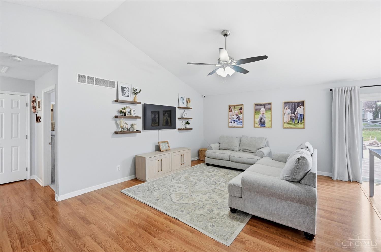 10584 Amity Drive