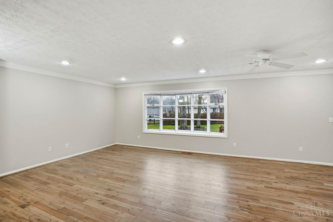 7926 Dunview Court