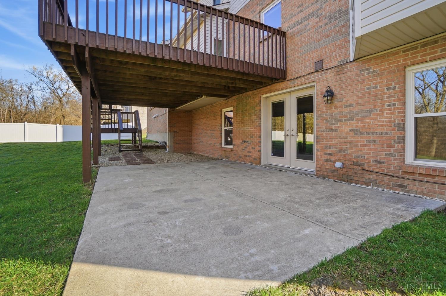 7527 Providence Woods Court