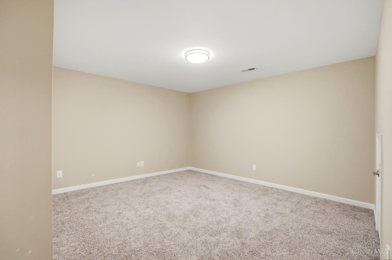 7527 Providence Woods Court