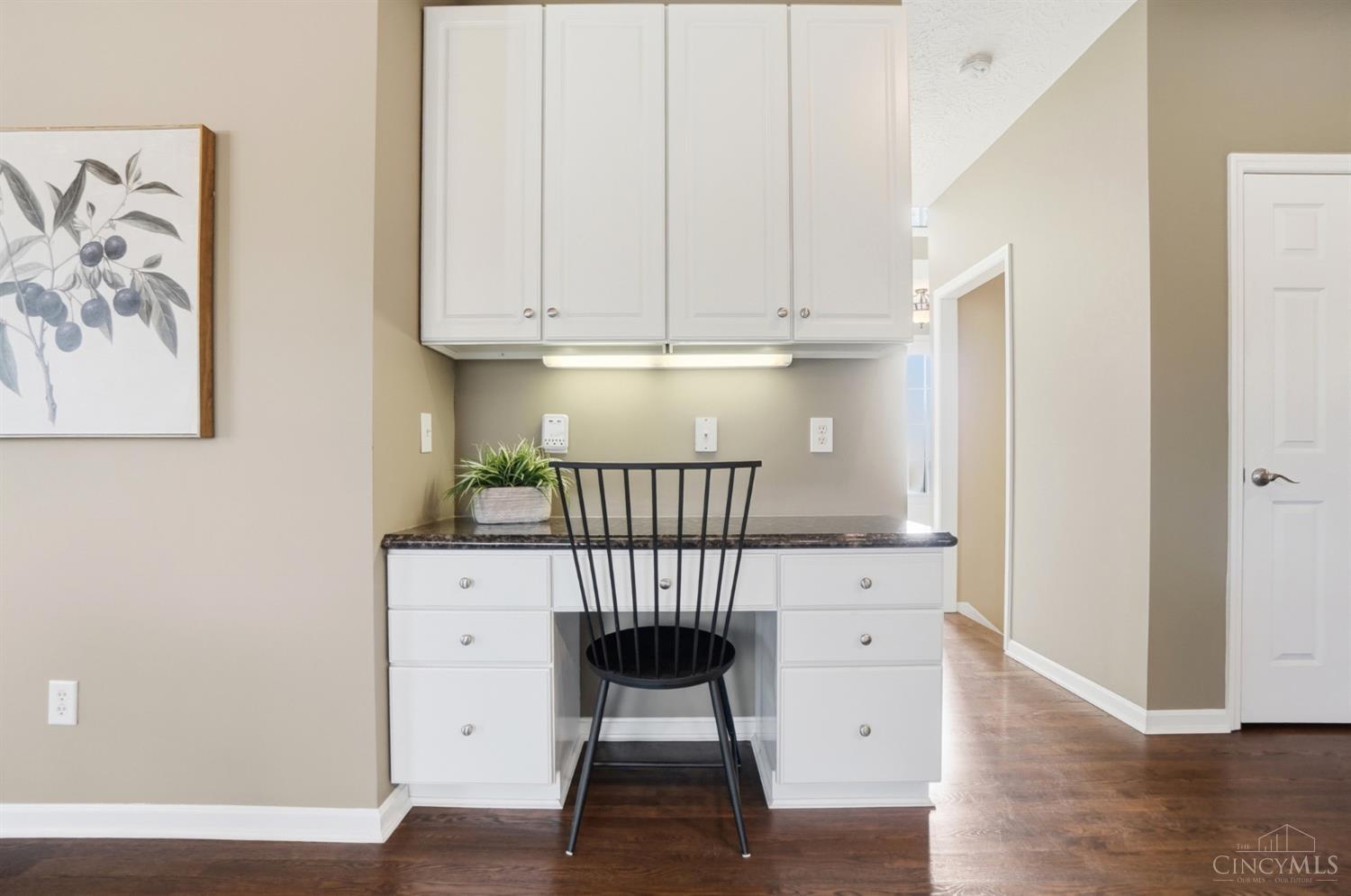 7527 Providence Woods Court