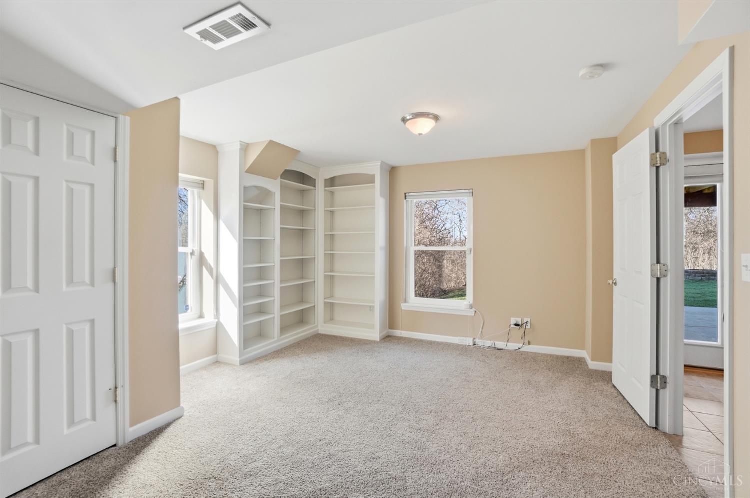 7527 Providence Woods Court