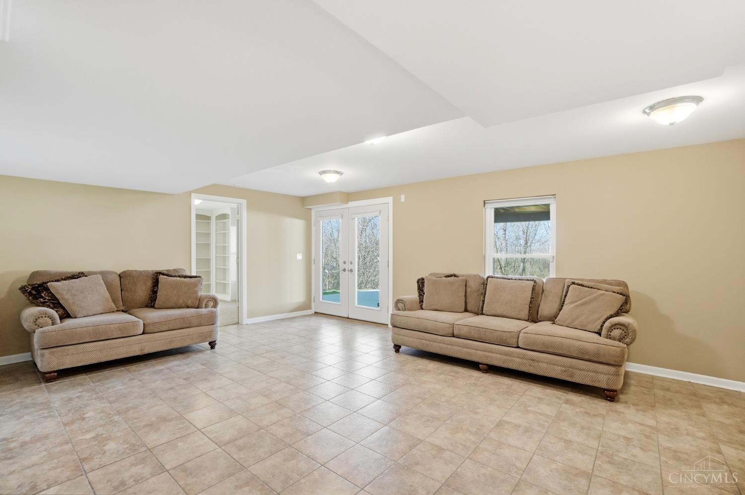 7527 Providence Woods Court