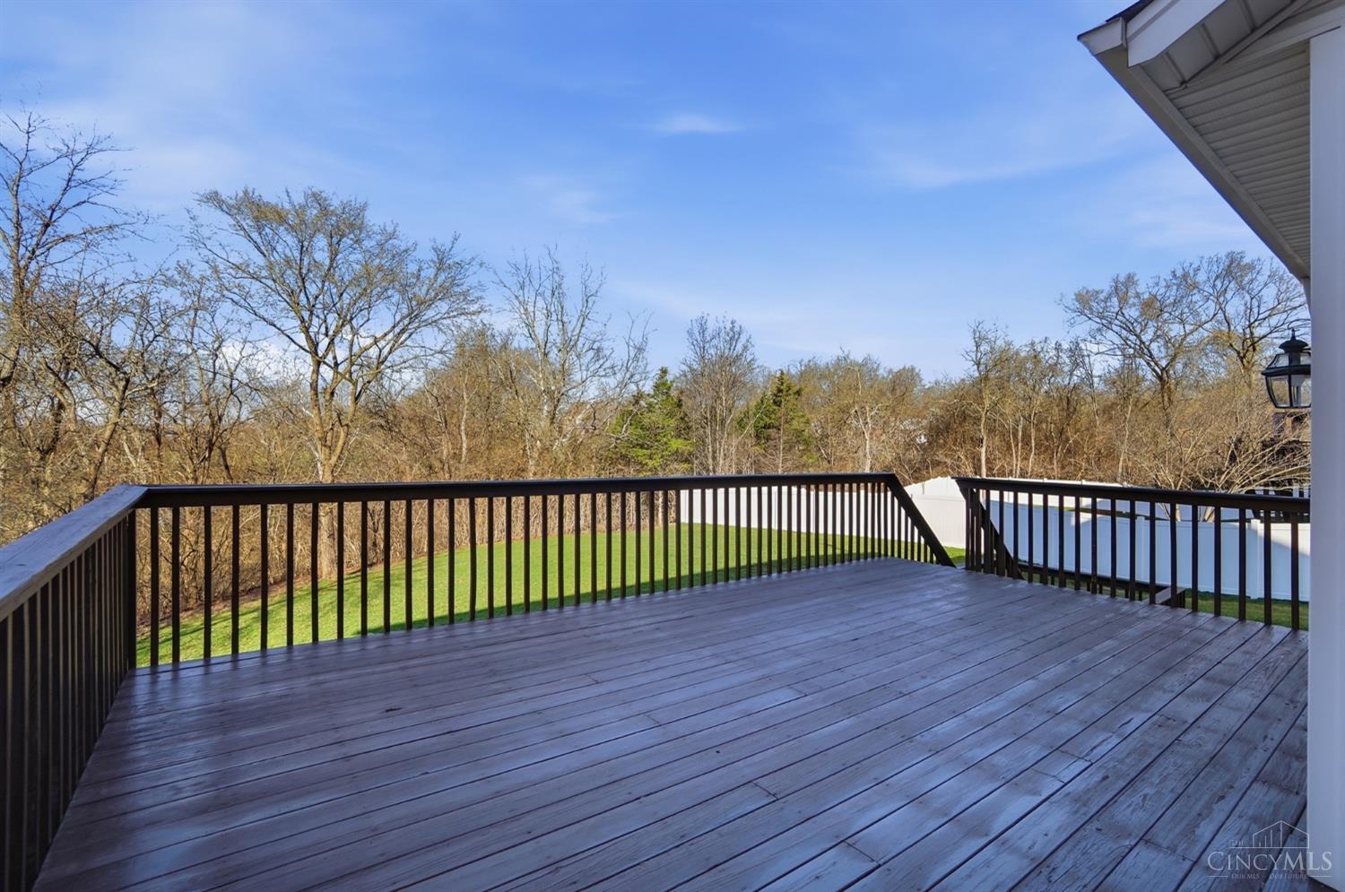 7527 Providence Woods Court