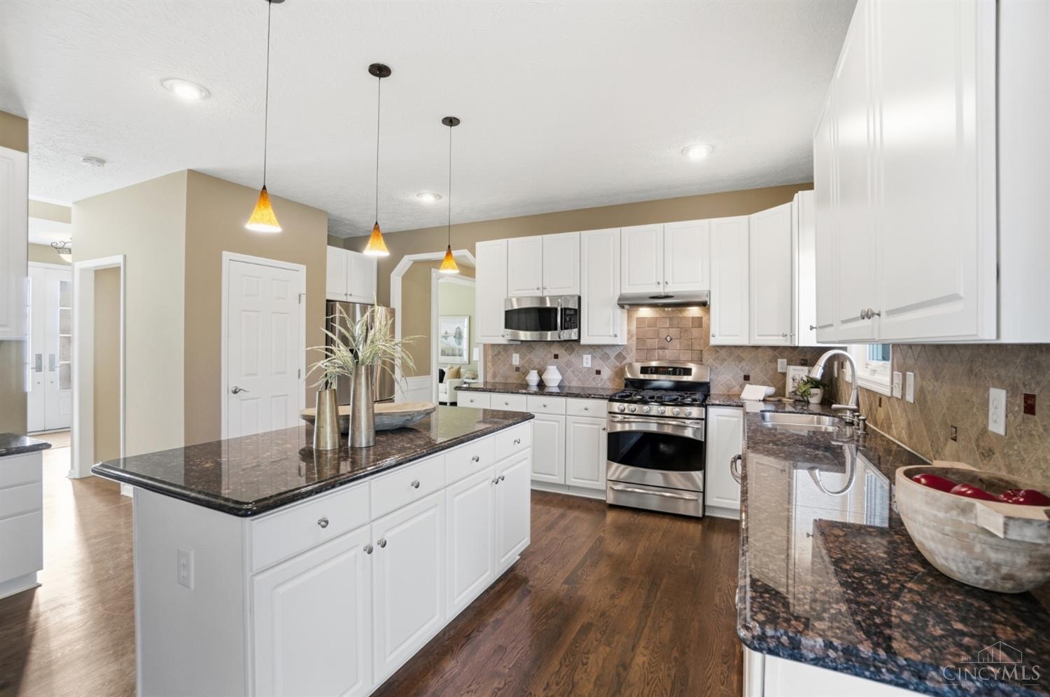 7527 Providence Woods Court