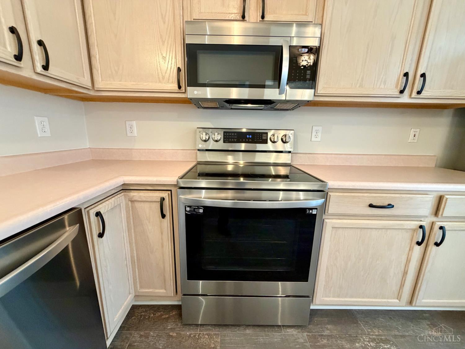 9917 Shorewood Lane 5-B