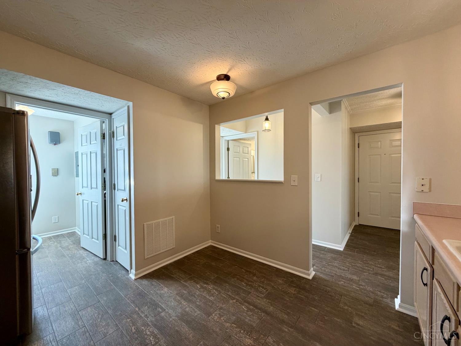 9917 Shorewood Lane 5-B