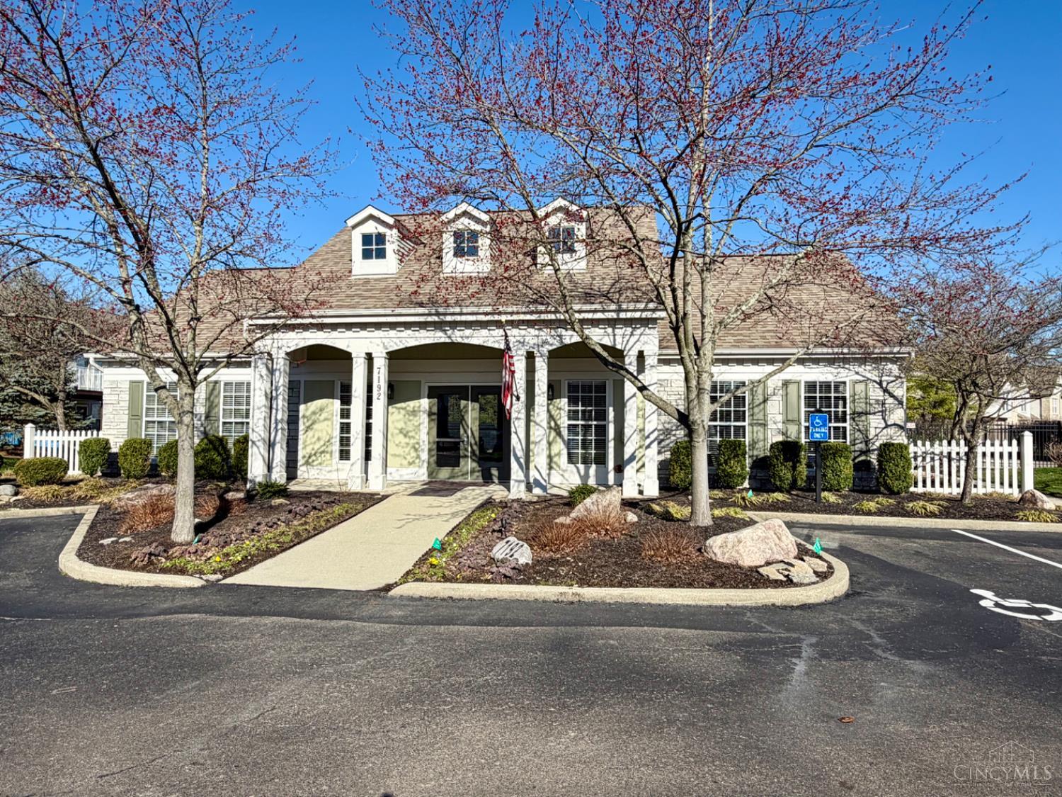 9917 Shorewood Lane 5-B