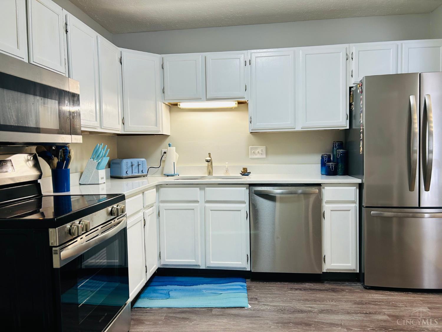 5944 Harrison Avenue 49