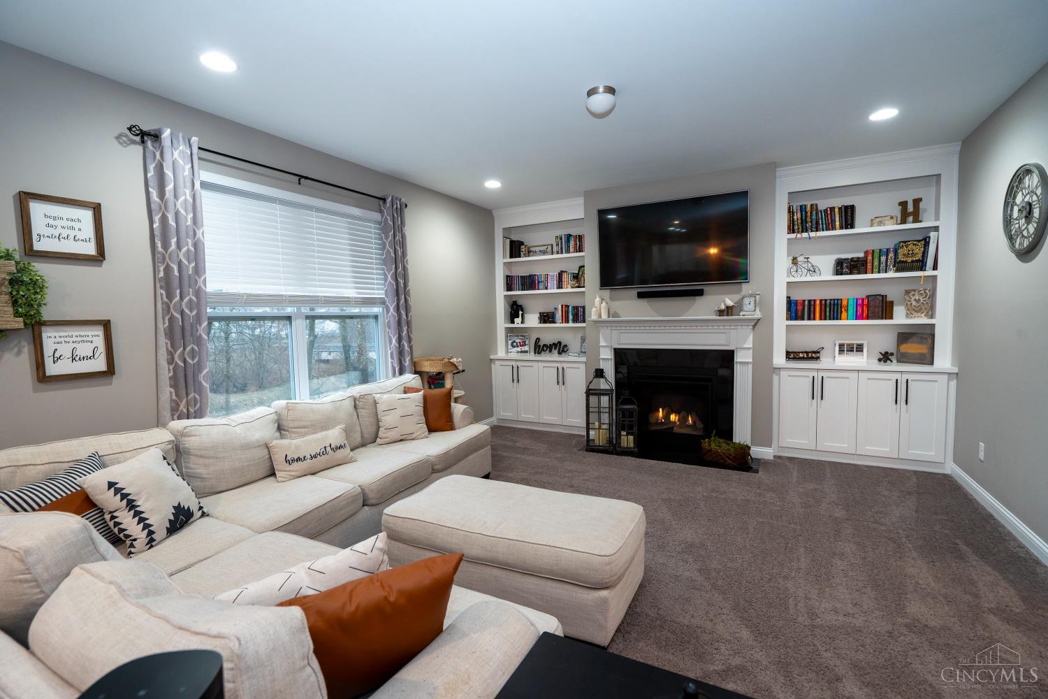 6104 Southern Hills Drive