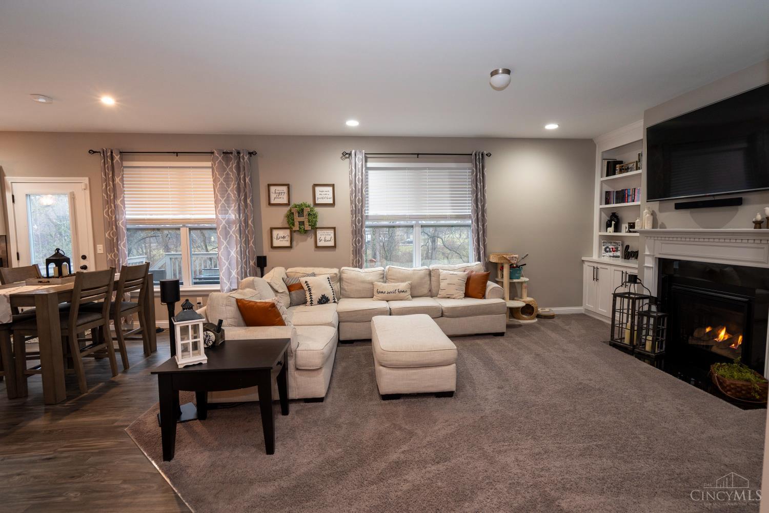 6104 Southern Hills Drive