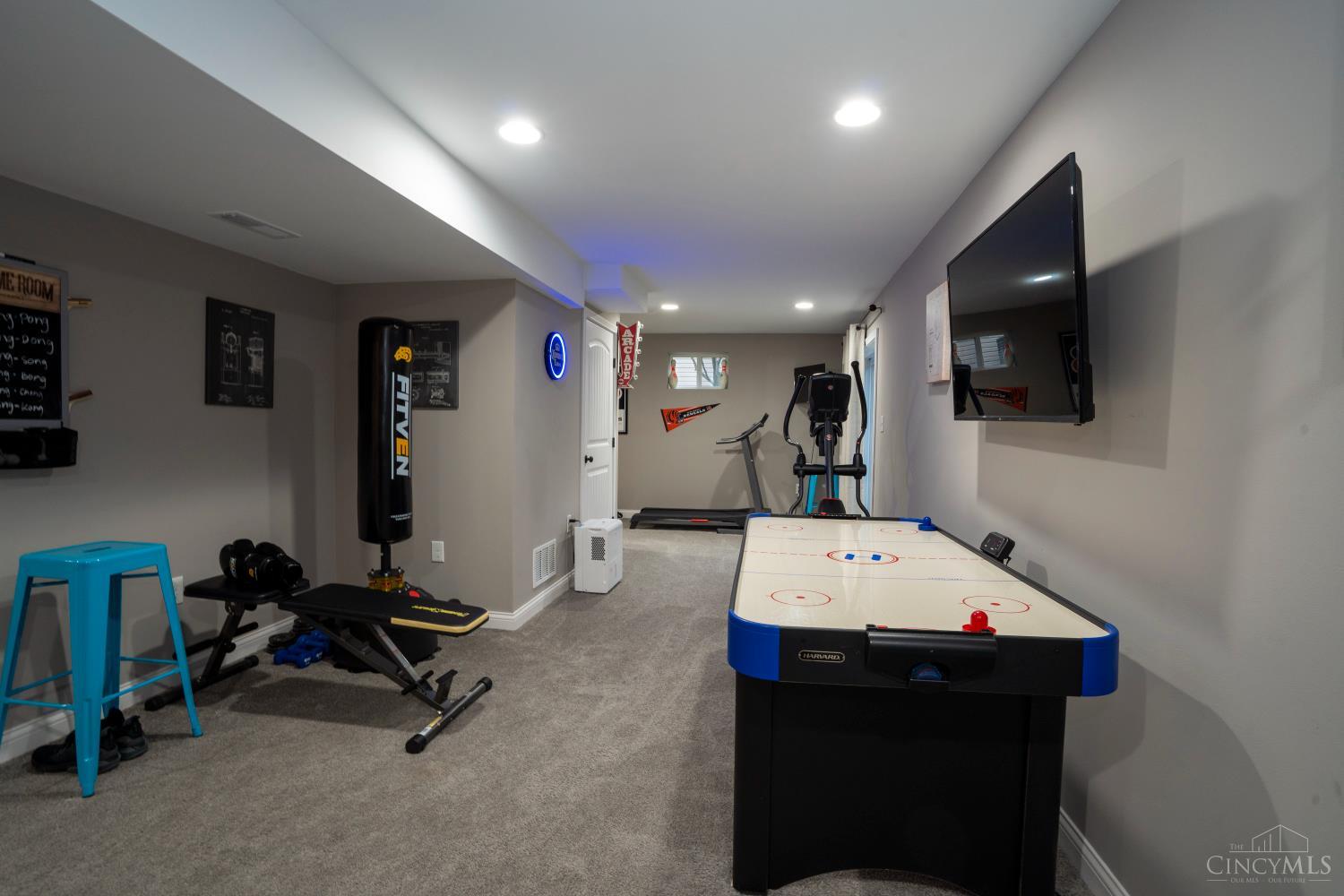 6104 Southern Hills Drive