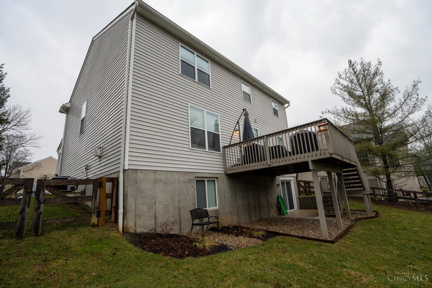 6104 Southern Hills Drive