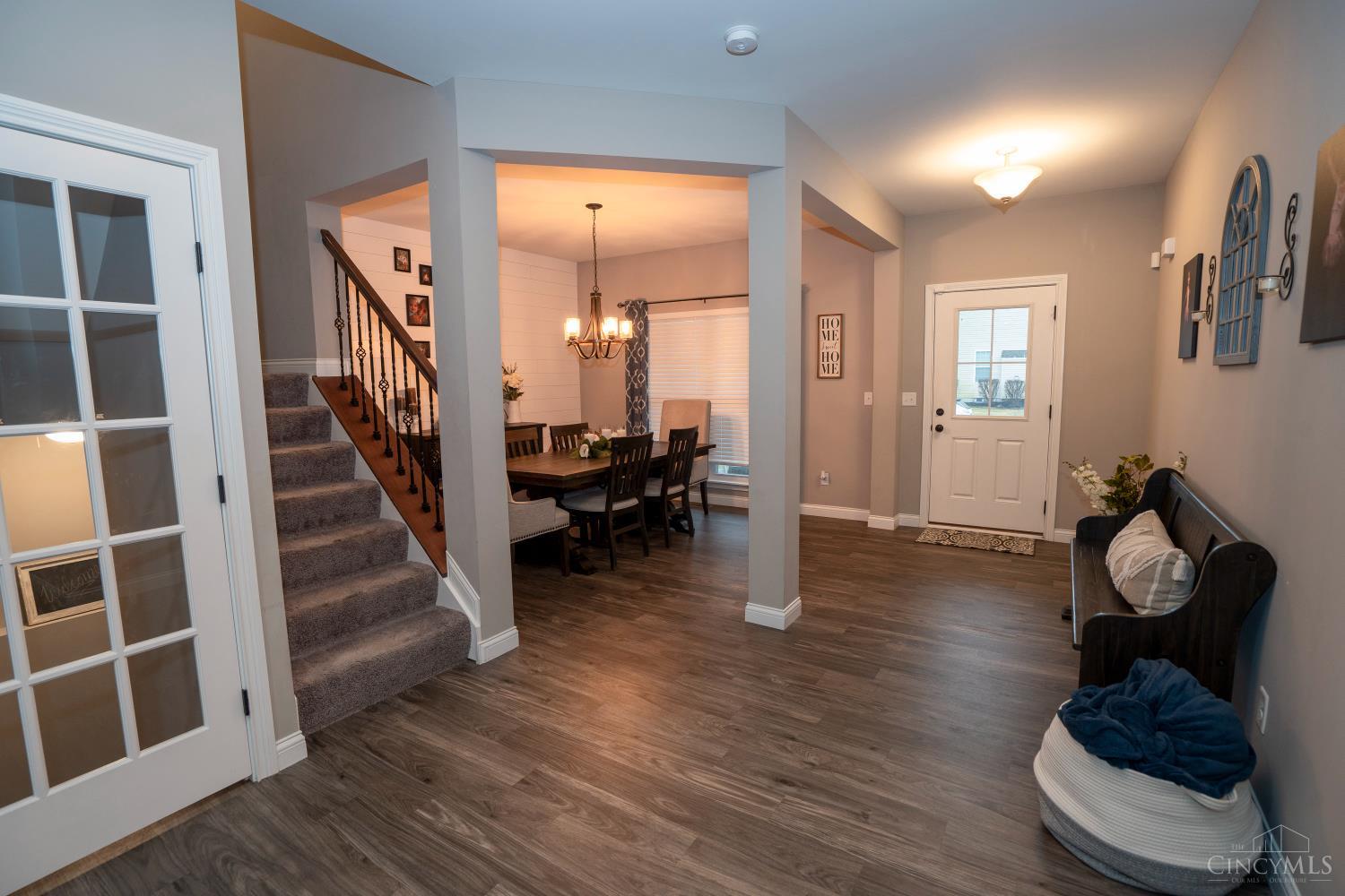 6104 Southern Hills Drive