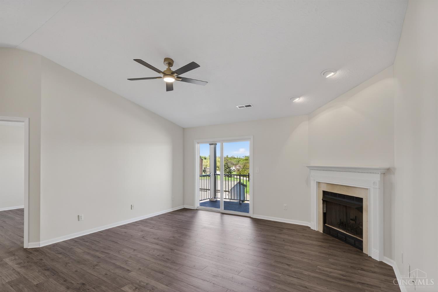 7920 Jessies Way 303