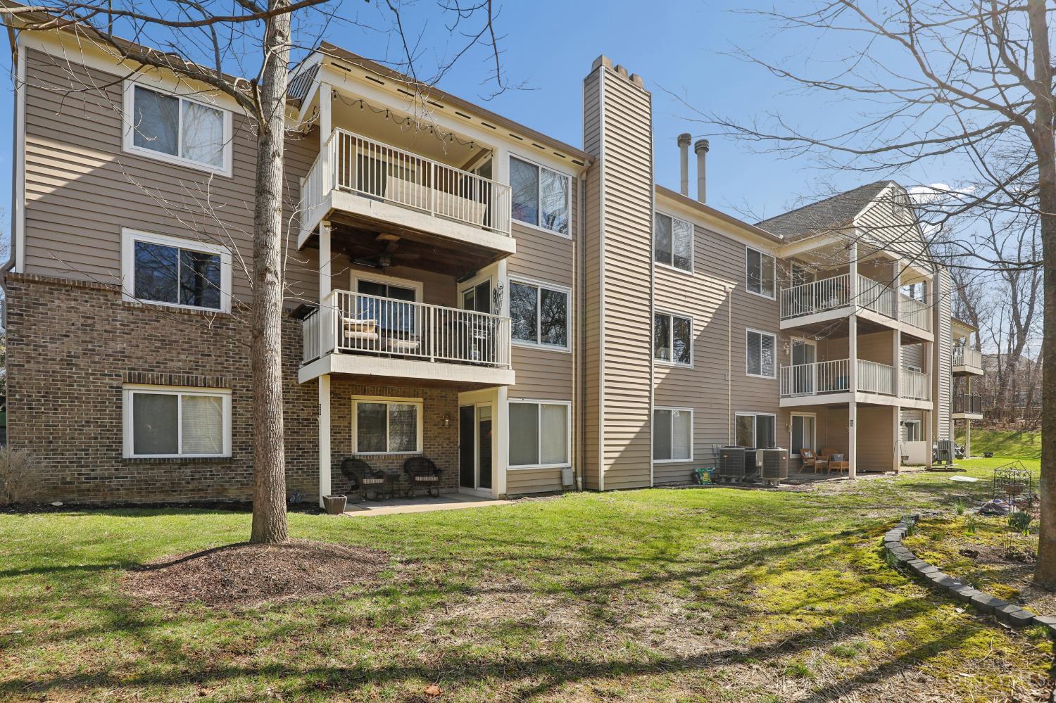 1200 Cobblestone Court 103