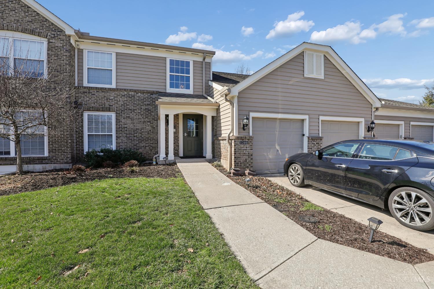 1200 Cobblestone Court 103