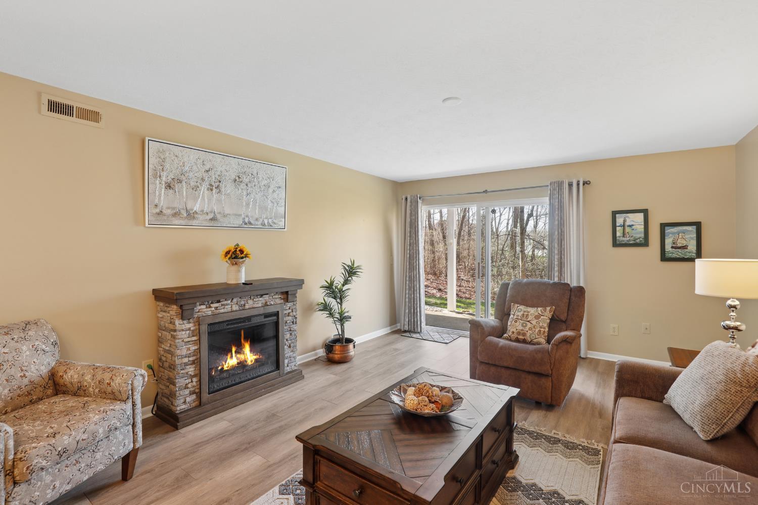 1200 Cobblestone Court 103