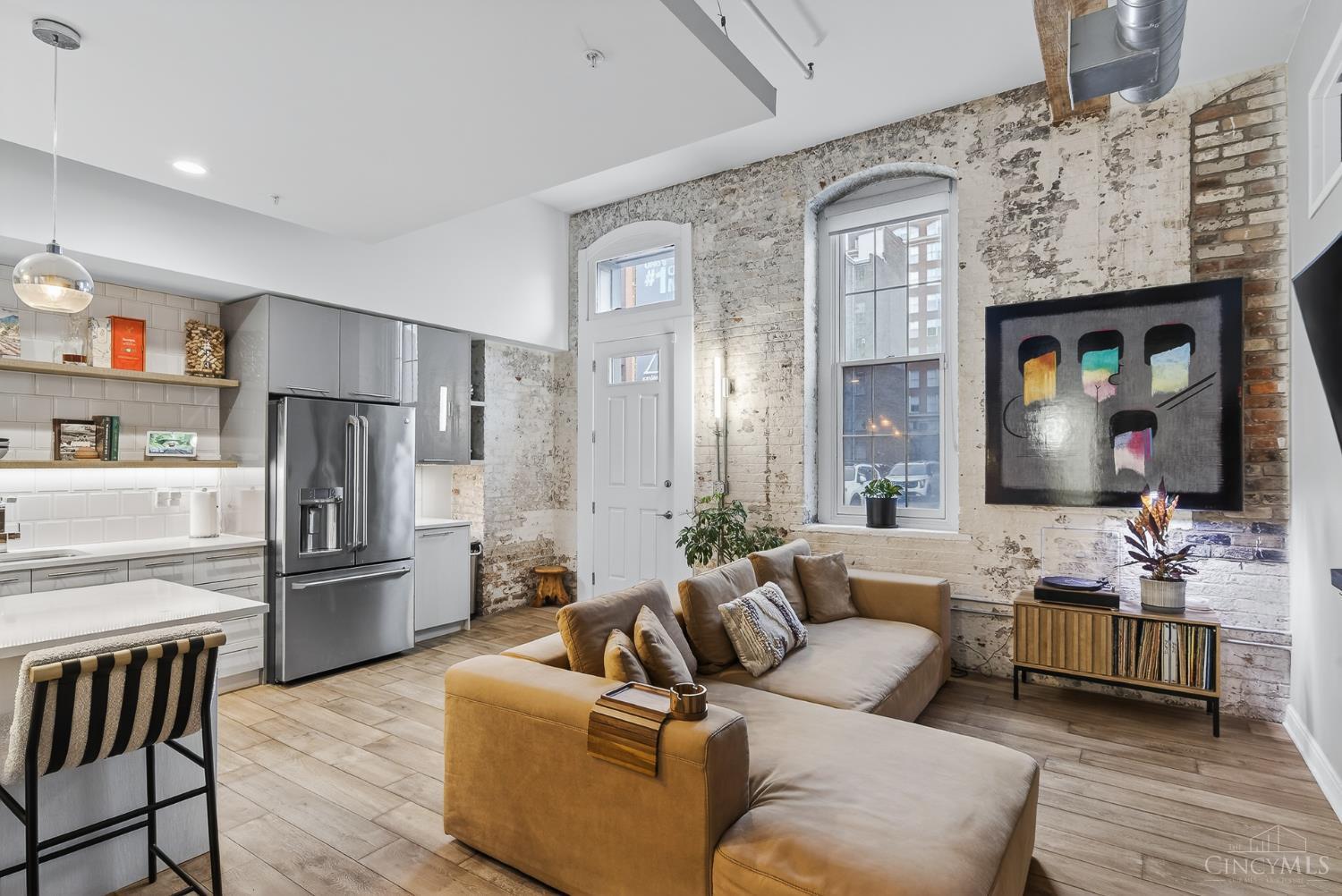 813 Broadway Street 101