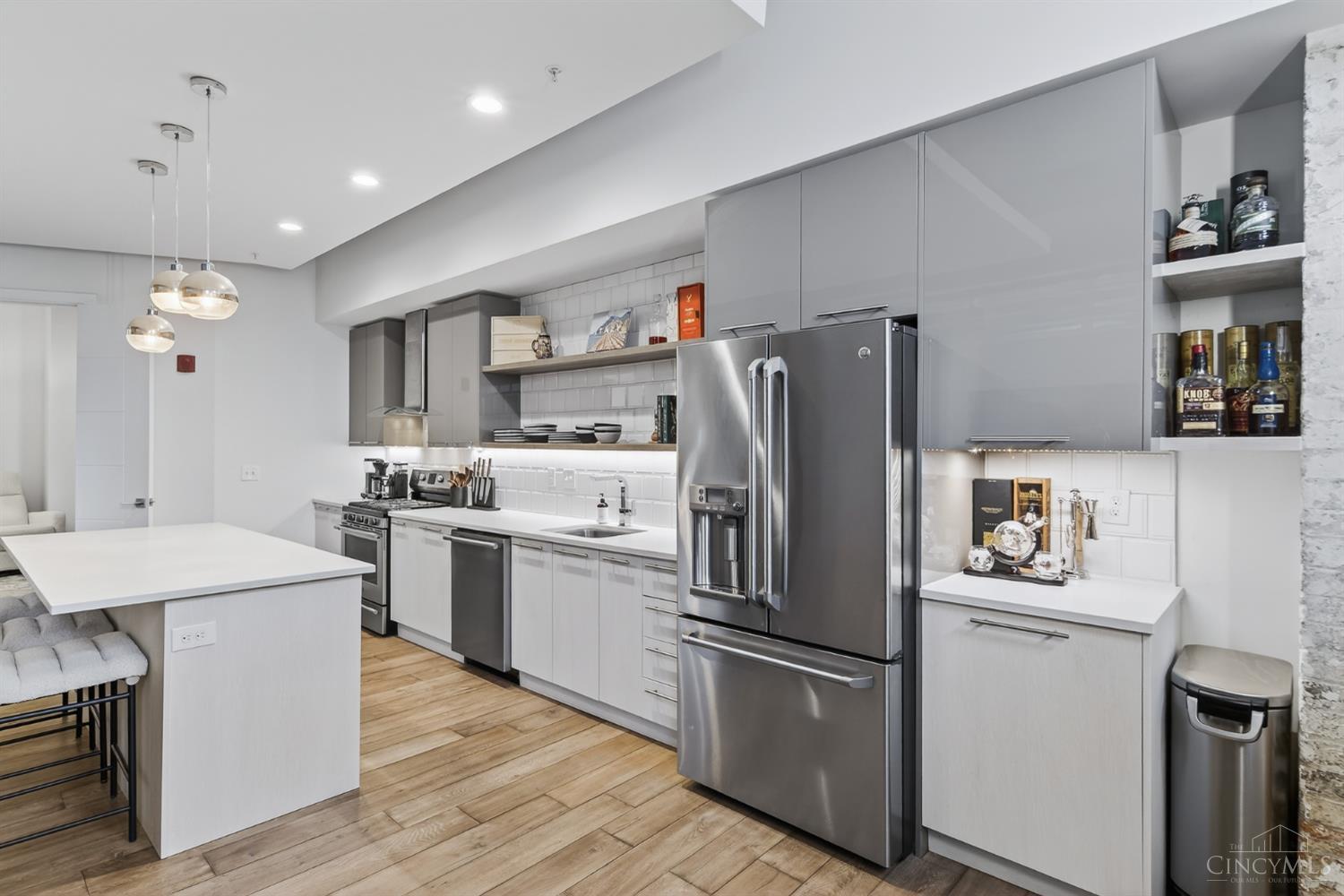 813 Broadway Street 101