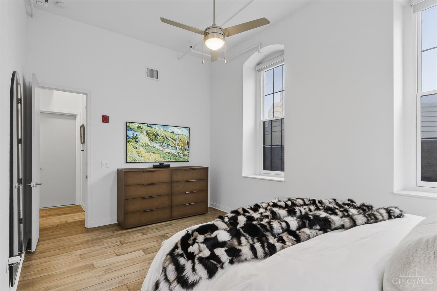 813 Broadway Street 101