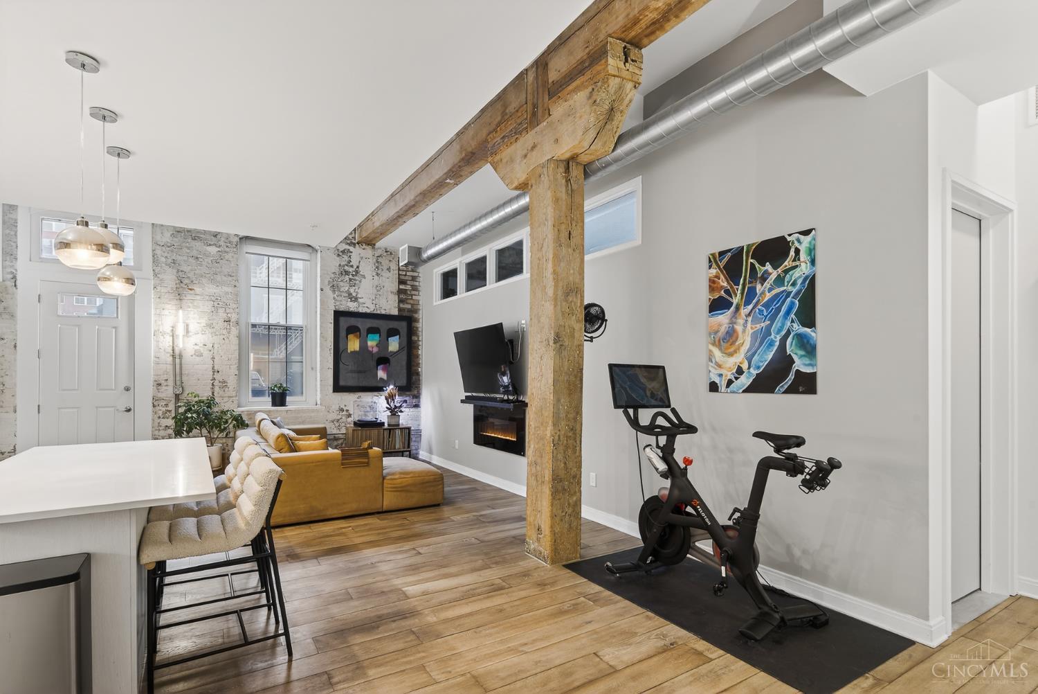 813 Broadway Street 101