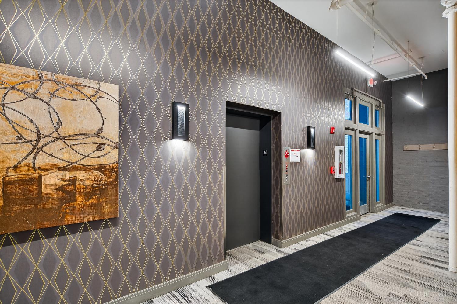 813 Broadway Street 101